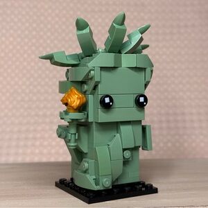 LEGO Brickheadz Statue Of Liberty Set (40367)